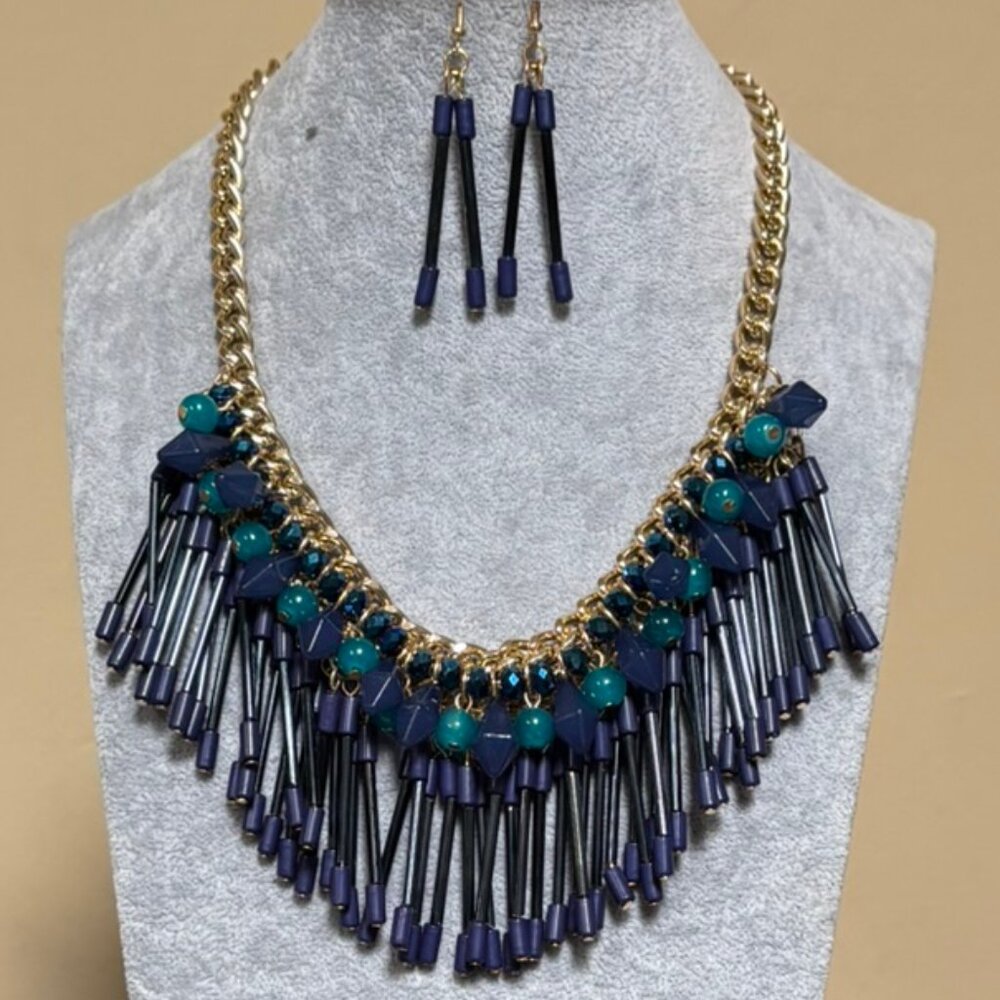 Navy Blue lucite Bead dangle From Gold Tone Link Necklace earring set